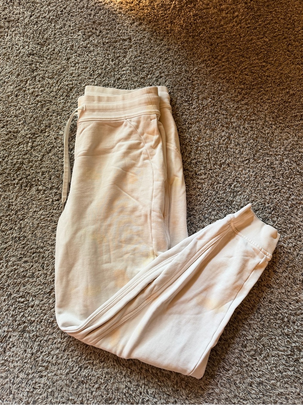 lululemon athletica light beige sweat joggers